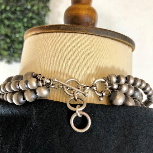 Navajo Pearls (HandMade) Sterling Silver - Picture 4 of 8